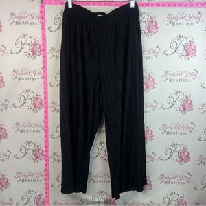 Soyaconcept Black Pleated Wide Leg Pants With An Elastic Waistband stretchy soft